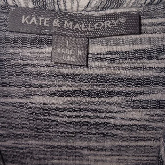 KATE & MALLORY OPEN FRONT LIGHTWEIGHT CARDIGAN - Picture 9 of 13